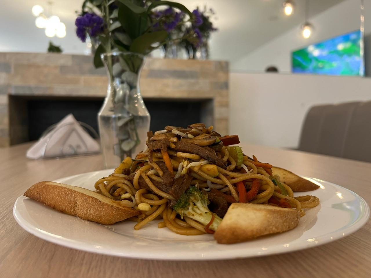 ESPAGUETI ORIENTAL